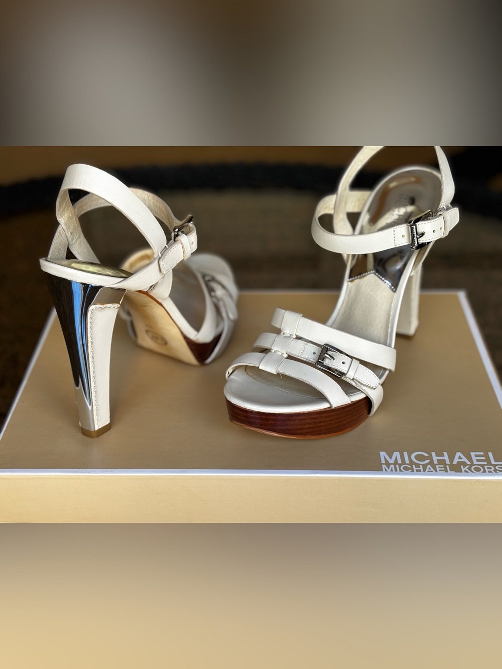 Michael Kors Grace Platform Leather Silver Heels Vanilla White Strappy Size 9M
